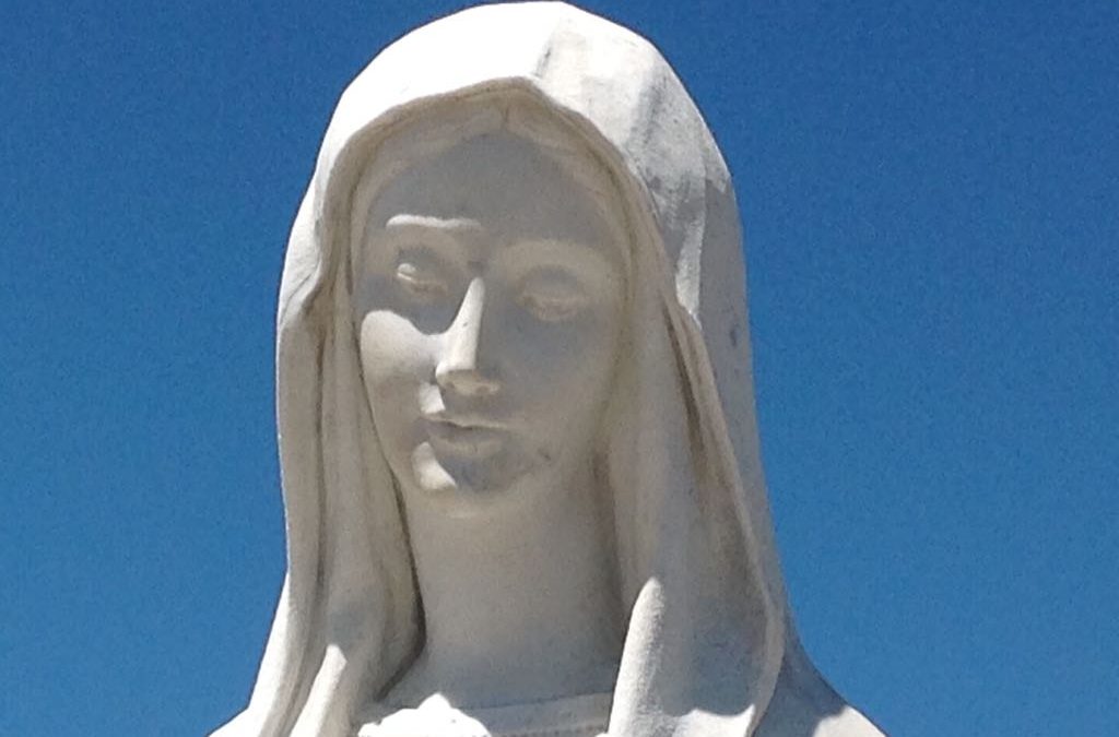 Mensagem extraordinária dada por nossa Senhora Rainha da Paz, neste 2 de julho de 2018, em Mediugórie, por meio de Miriana: